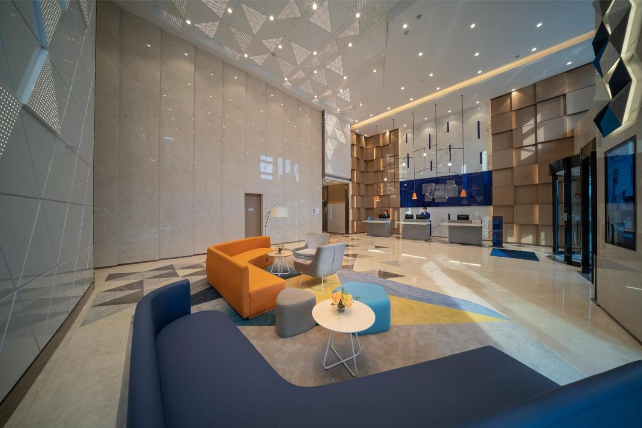 Holiday Inn Express Shanghai Huijin By Ihg ภายนอก รูปภาพ