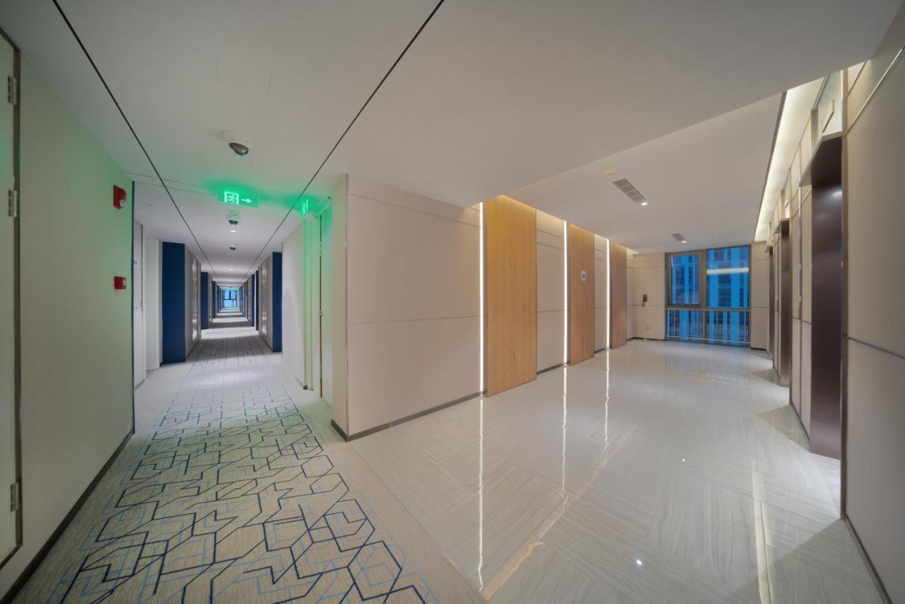 Holiday Inn Express Shanghai Huijin By Ihg ภายนอก รูปภาพ